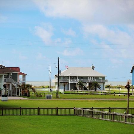 Bright Crystal Beach House, Walk To Coast! Villa Bolivar Peninsula ภายนอก รูปภาพ