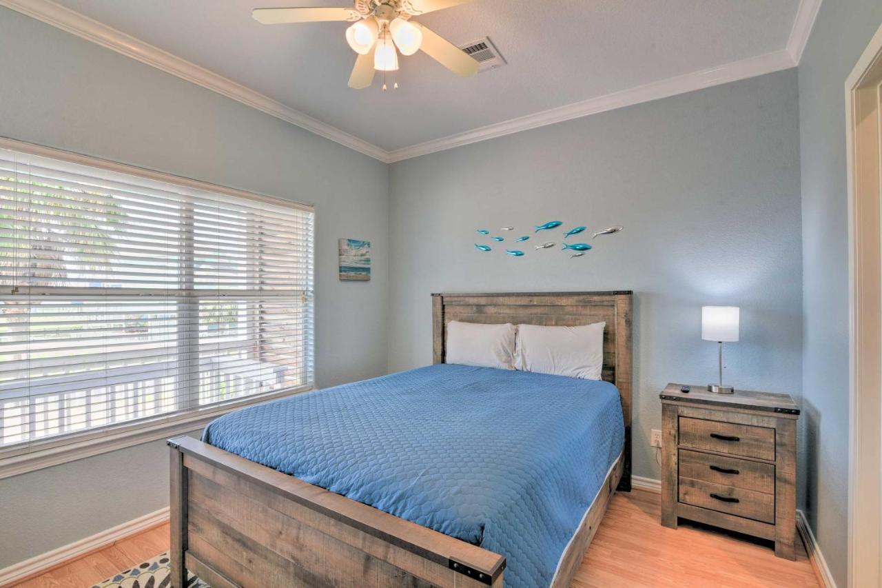 Bright Crystal Beach House, Walk To Coast! Villa Bolivar Peninsula ภายนอก รูปภาพ